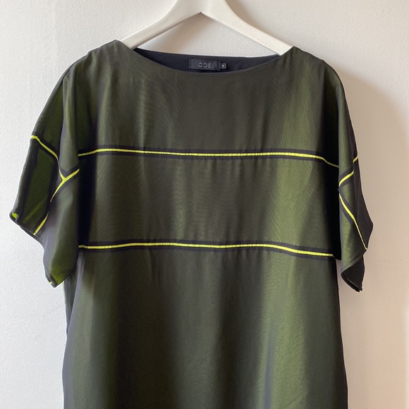 COS dress with sheer layer and neon piping - Picture 2 of 9